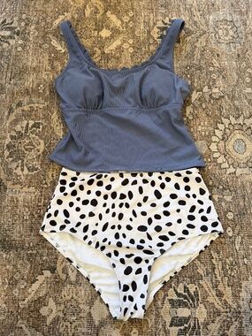 Blue Ribbed Tankini Top with White Black Spot High-Waist Bottoms • size medium